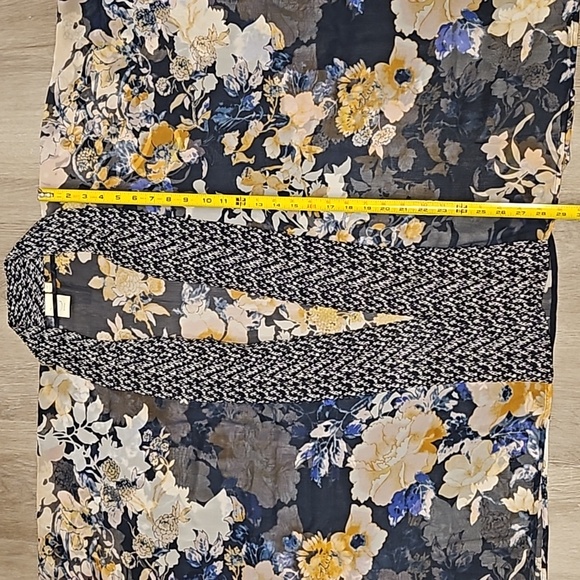 NWOT, Flowy Silk kimono by Eloise, one size - Picture 10 of 10